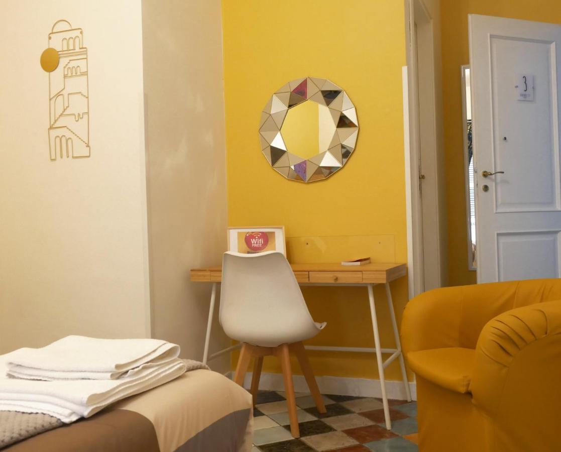 Firenze32 Bed & Breakfast Napoli Bagian luar foto