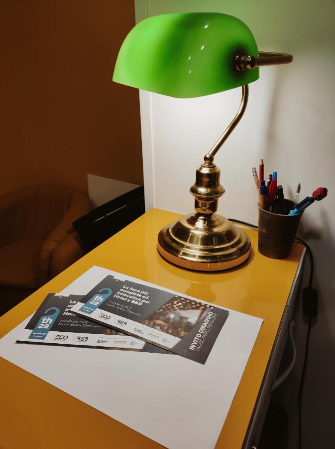 Firenze32 Bed & Breakfast Napoli Bagian luar foto