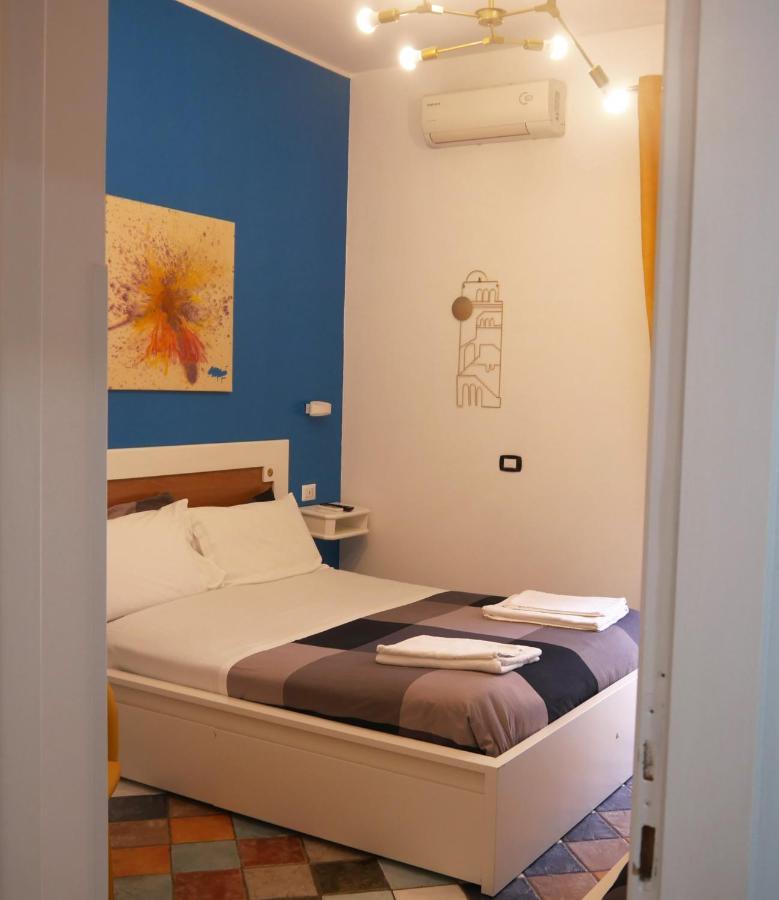 Firenze32 Bed & Breakfast Napoli Bagian luar foto