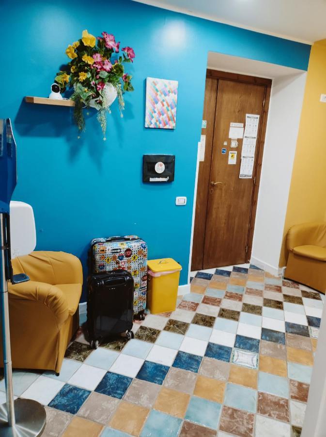 Firenze32 Bed & Breakfast Napoli Bagian luar foto