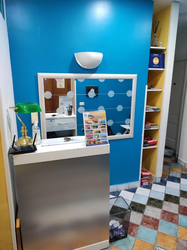 Firenze32 Bed & Breakfast Napoli Bagian luar foto